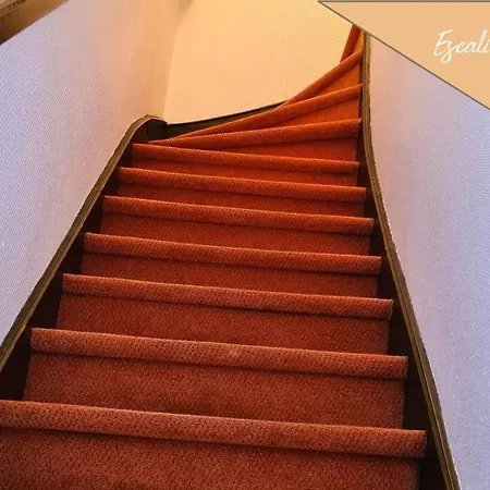 Casa de Férias Annee 30 Renovee ,terrasse Et Jardin *