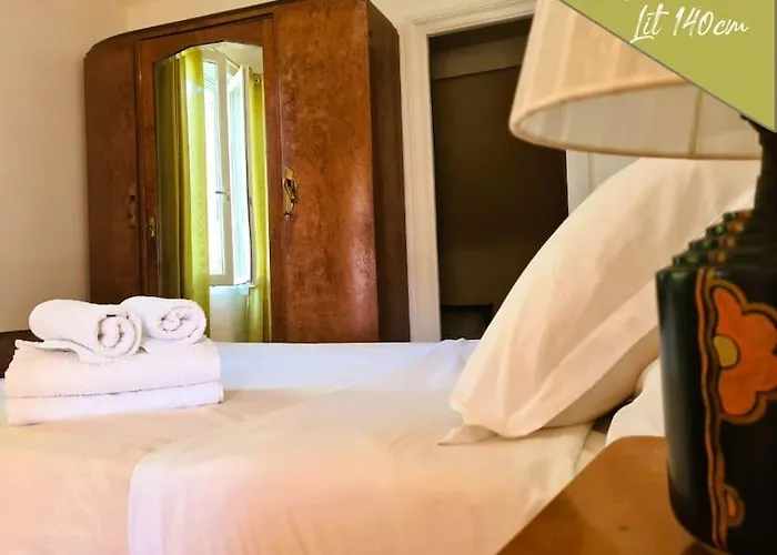 Annee 30 Renovee ,terrasse Et Jardin Feriehus Souillac