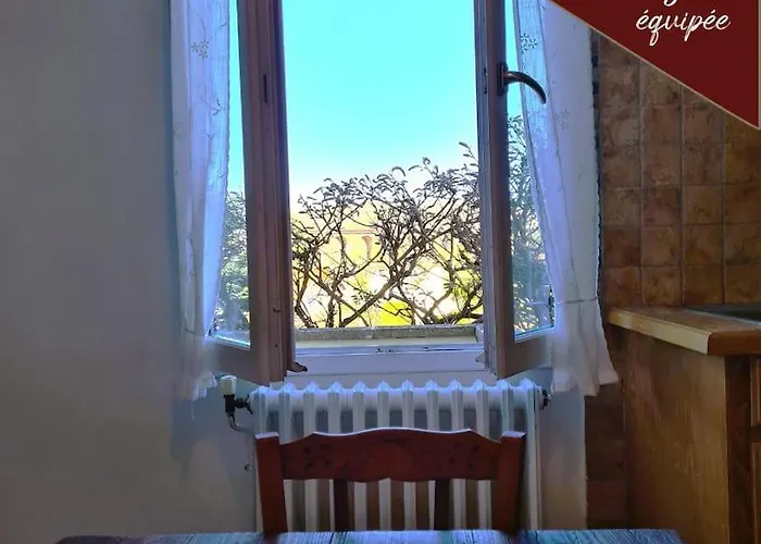 Feriehus Annee 30 Renovee ,terrasse Et Jardin *